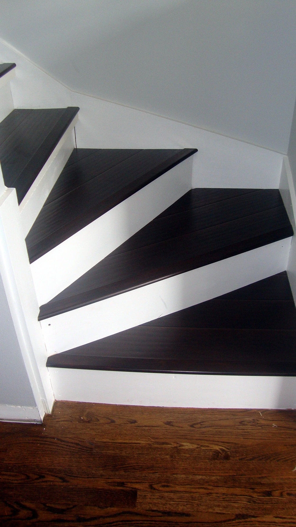 BuildDirect Hickory Ebony 12mm 48" X 6.37" Laminate Flooring (21.32sq. Ft. Per Box) 12 BuildDirect Hickory Ebony 12mm 48" X 6.37" Laminate Flooring (21.32sq. Ft. Per Box) - Image 10